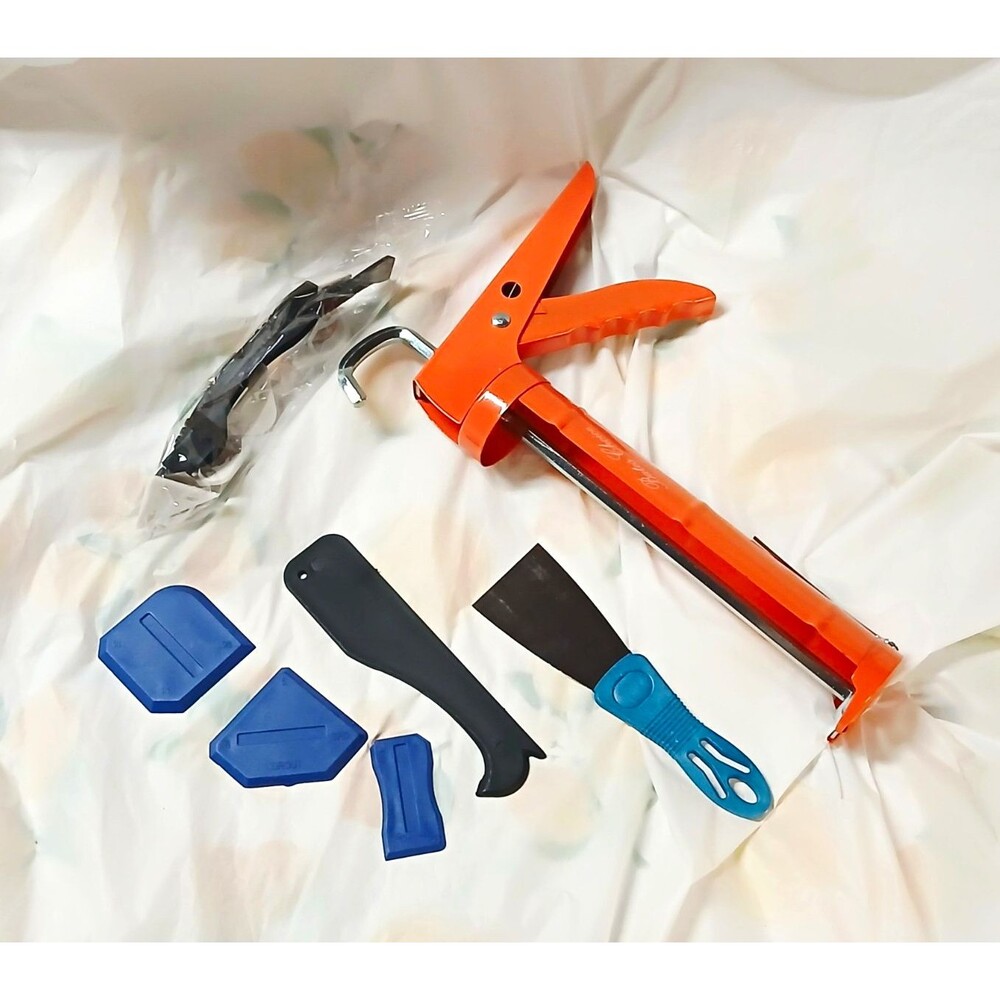 Bates Choice Caulking Gun 7-Piece Set with Ladder Hook Orange/Blue